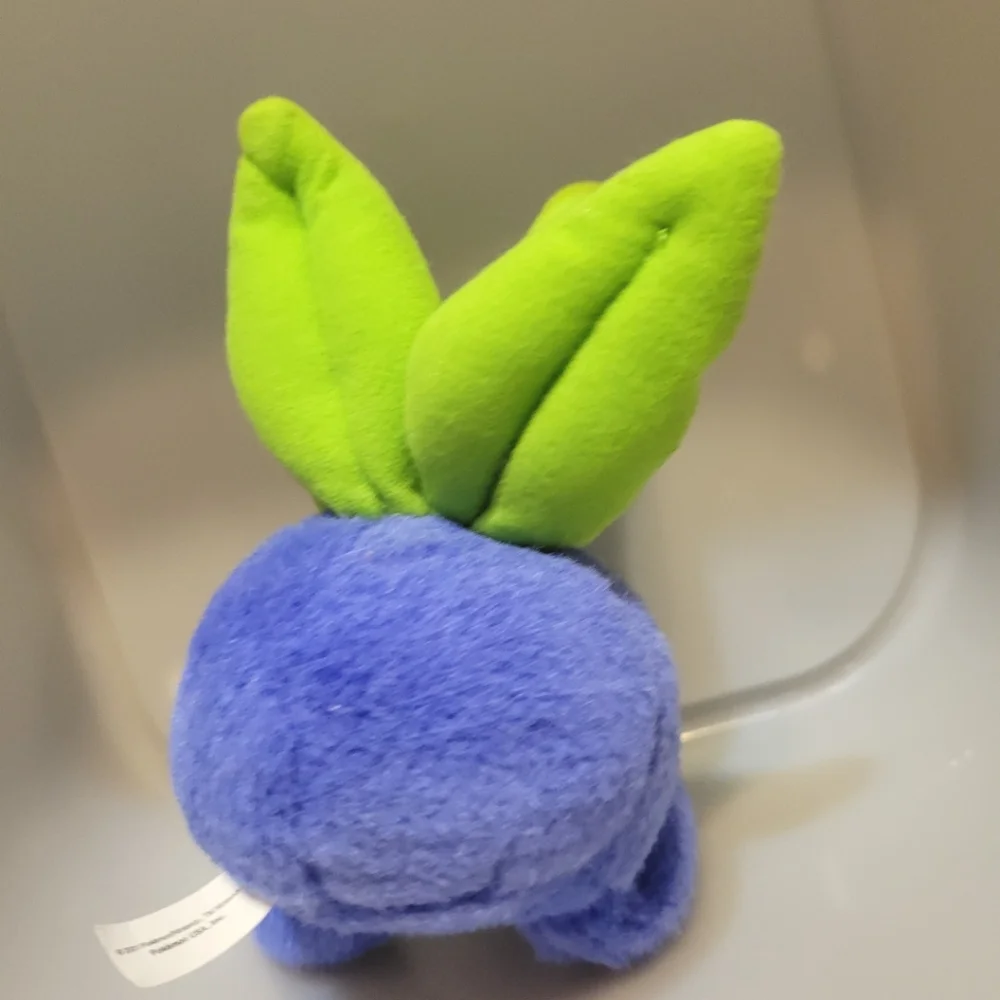 Oddish 2001 Pokémon Plush Japan Vintage Pokemon Nintendo RARE
